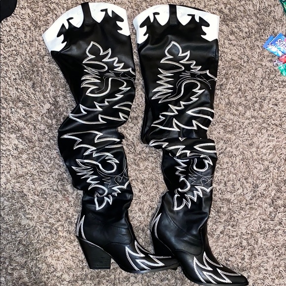 fashion nova cowboy boots